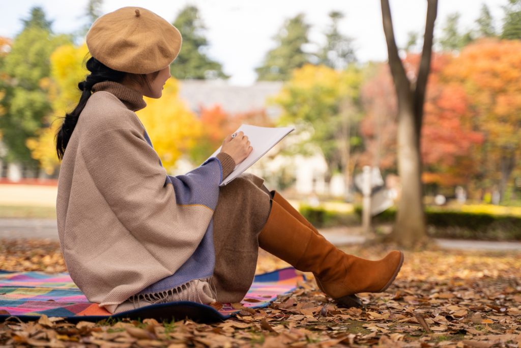 Some outdoor activities, like picnic or sketching, not necessarily to be physical sports, could also help to manage stress in fall. Simple Cures.